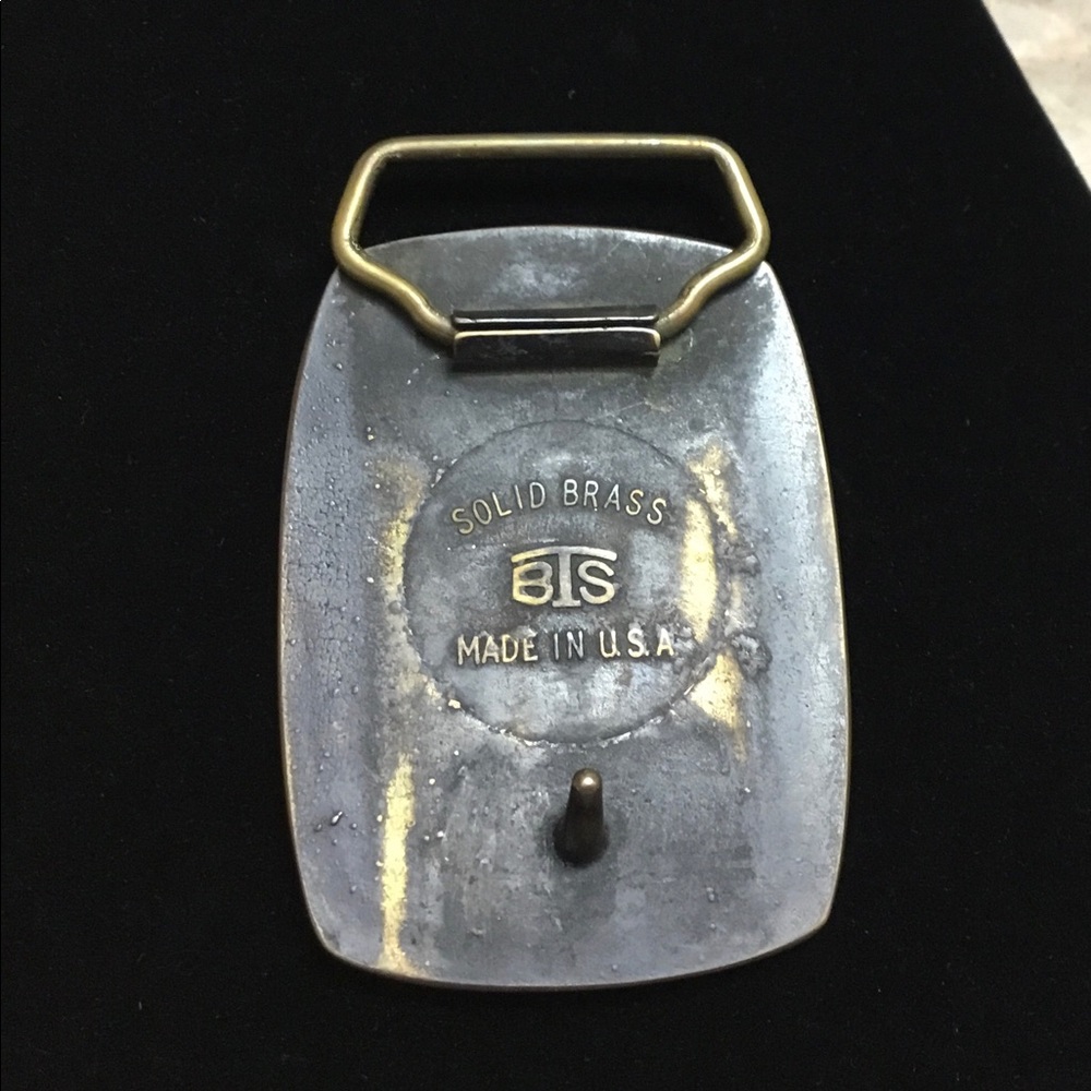 👕 Vintage  Brass BTS Mail Wagon Belt Buckle - Picture 2 of 5